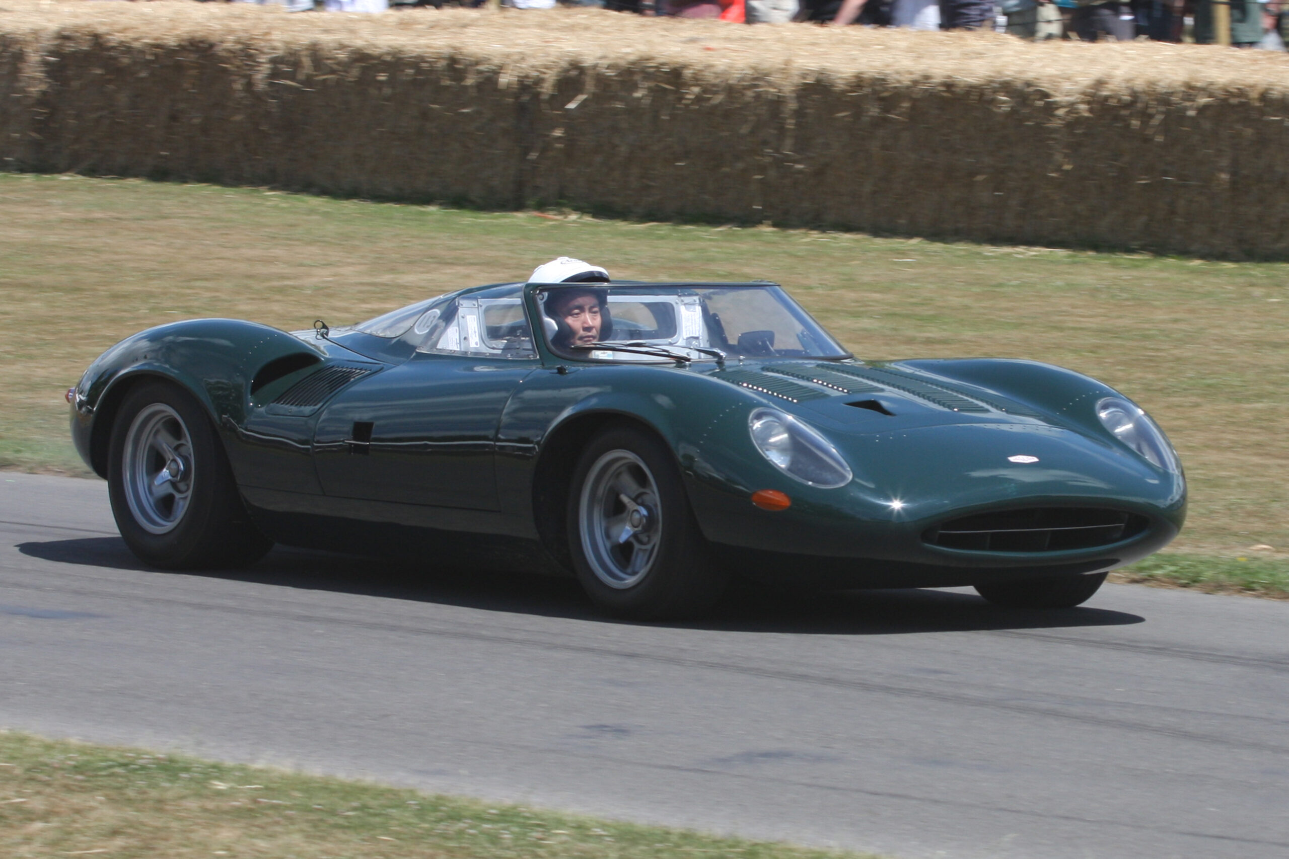 1966JaguarXJ-13